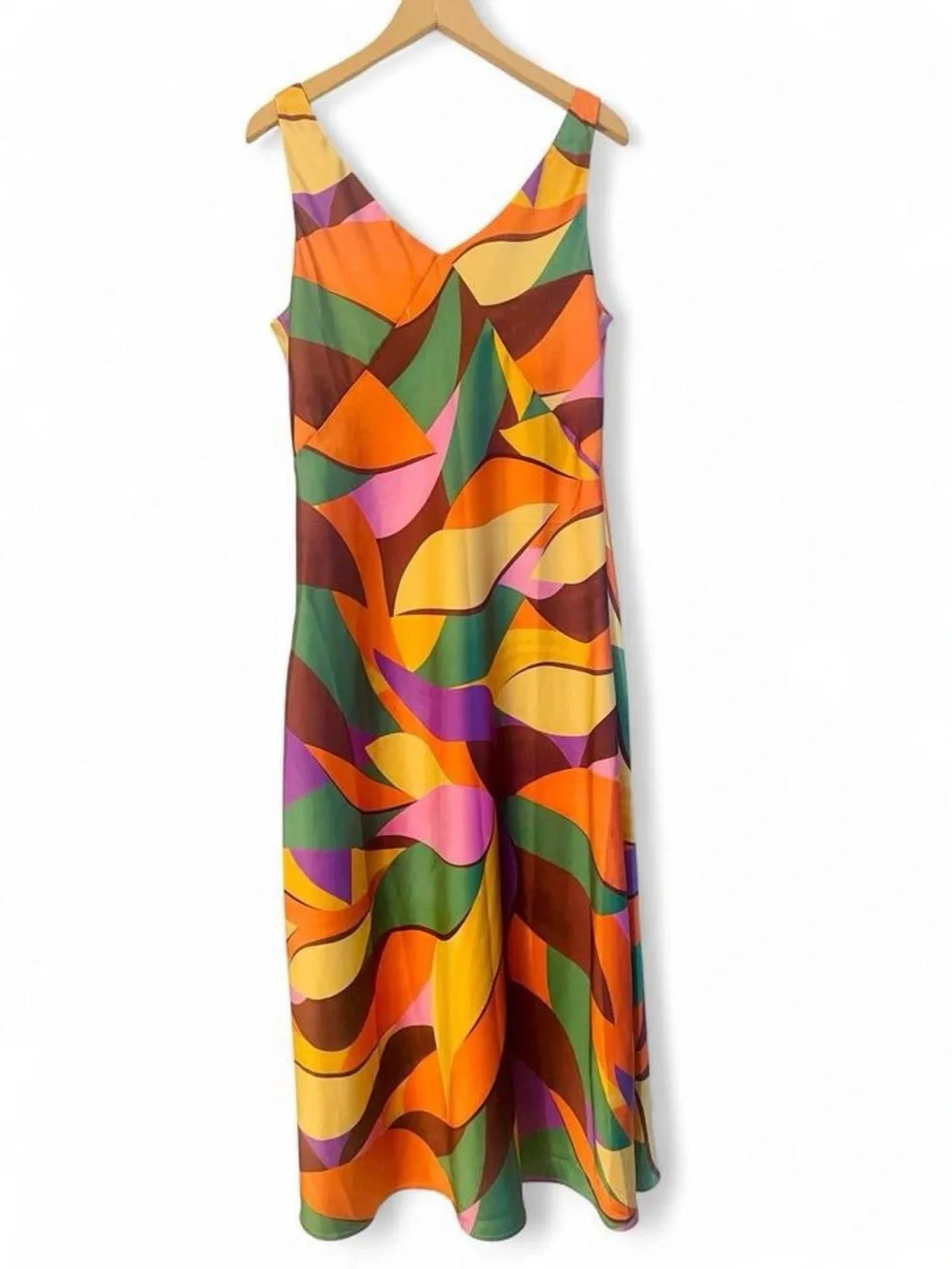 NWT Joie Bessia Satin Abstract Leaf Print V-Neck Slip Maxi Dress M